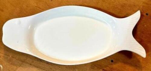 (6) 17" FISH SHAPED PLATTERS