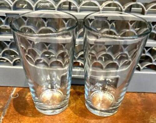 (25) MIXER GLASSES