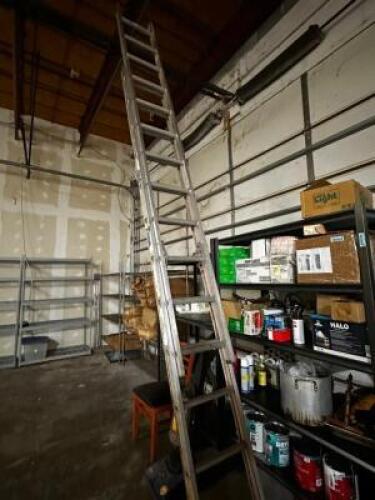 24' ALUMINUM EXTENSION LADDER