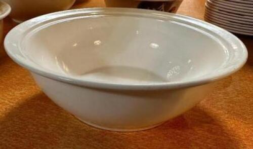 DESCRIPTION: (6) 10" CHINA BOWLS SIZE 10" LOCATION: MAIN SEATING THIS LOT IS: SOLD BY THE PIECE QTY: 6