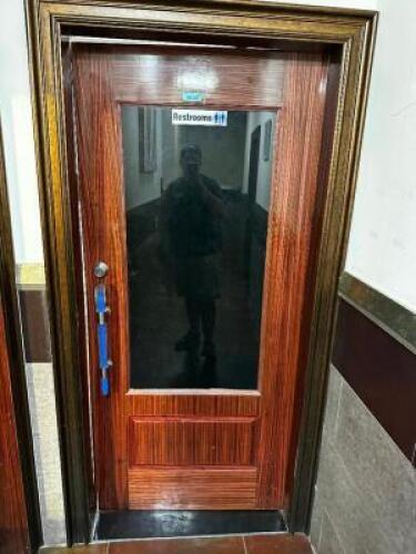 DESCRIPTION: 80" X 36" HARDWOOD DOOR W/ CENTER WINDOW ADDITIONAL INFORMATION FRAME IS INCLUDED. TOOLS AND LABOR REQUIRED FOR REMOVAL SIZE 80" X 30" LO