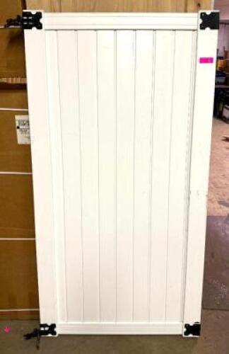 VINYL FENCE GATE DOOR
