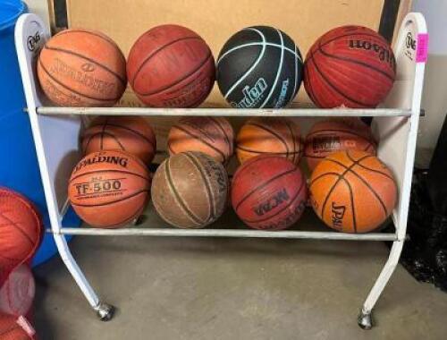 ROLLING BALL RACK WITH BASKETBALLS