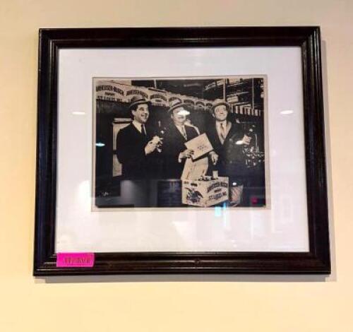 DESCRIPTION: WALL ART LOCATION: MAIN DINING QTY: 1