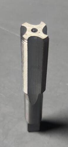 DESCRIPTION: (2) HSS BOTTOMING STRAIGHT FLUTE TAP BRAND/MODEL: INTERSTATE 04846184 SIZE: 5/8-24 UNEF RETAIL$: $53.71 QTY: 2