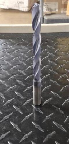 (5) KENNAMETAL REGRIND OIL FED DRILLS