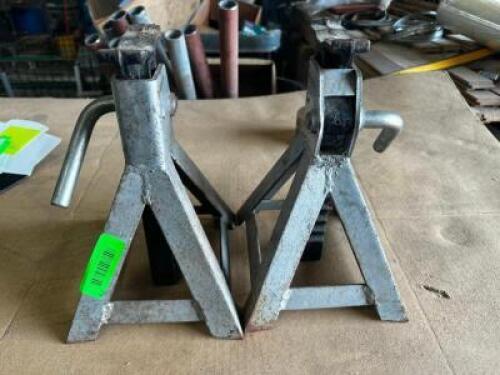 (2) 3 TON JACK STANDS