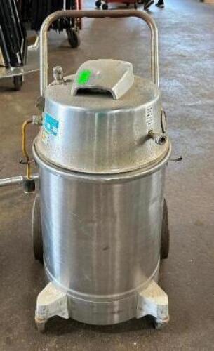 COMMERCIAL STAINLESS STEEL FLOOR VACUUM