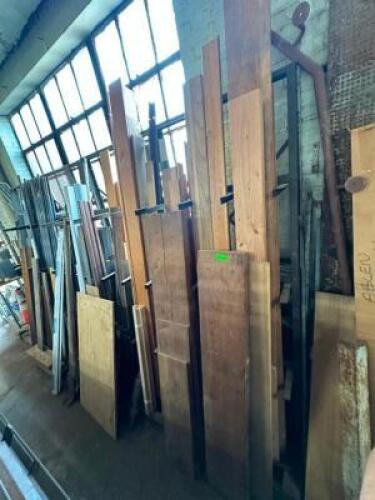 LARGE GROUP OF ASSORTED VINTAGE WOOD