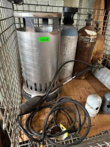 PROPANE HEATER W/ TORCH AND (3) CYLINDER TANKS