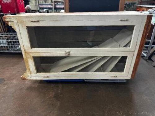 VINTAGE TWO DOOR STORAGE HUTCH W/ GLASS DOORS.