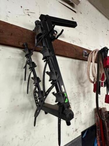 HUSKY HITCH MOUNTED BIKE RACK