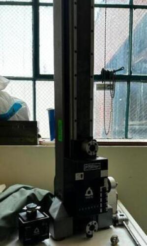 MACHINE SHOP VERTICAL HEIGHT GAUGE WITH ACCESSORIES