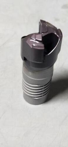 DESCRIPTION: (10) REPLACEABLE BTA CARBIDE DRILL TIPS BRAND/MODEL: ISCAR 53886214 SIZE: 0.7585" RETAIL$: $138.82 EA QTY: 10