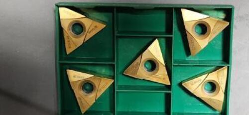 DESCRIPTION: (5) TNMC 66 LAYDOWN THREADING INSERTS BRAND/MODEL: TOOL FLO TNMC 66 NT 2P STUB RETAIL$: 24.12 PER INSERT QTY: 5