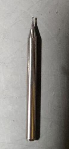 DESCRIPTION: (5) SOLID CARBIDE SQ END MILL BRAND/MODEL: ACCUPRO 37289550 SIZE: 0.02" D 0.06" LOC 1/8" SD RETAIL$: 26.40 EA QTY: 5