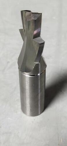 DESCRIPTION: (4) SOLID CARBIDE 2 FLUTE STEP ROUTER BRAND/MODEL: ELENCO R001051A SIZE: MUST INSPECT QTY: 4