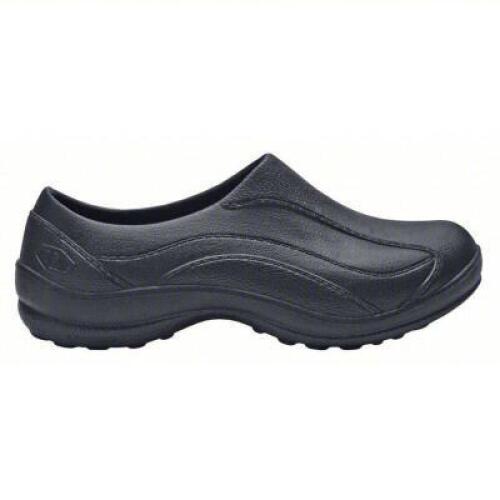 DESCRIPTION: (1) PAIR OF SLIP RESISTANT WORK SHOES BRAND/MODEL: SCRUB ZONE #13J224 INFORMATION: BLACK SIZE: MENS 12 RETAIL$: $30.21 EA QTY: 1