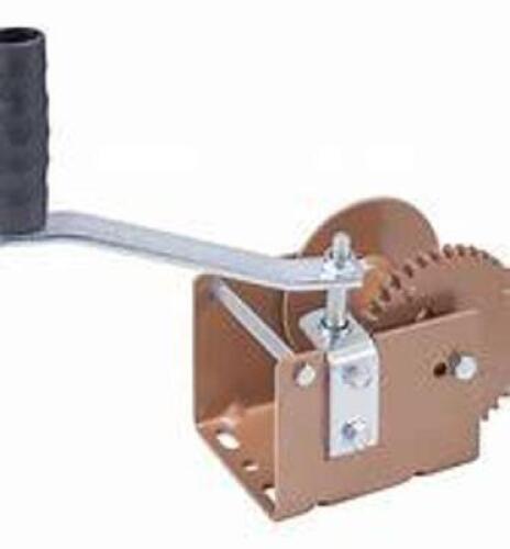 DESCRIPTION: (2) WORM GEAR WINCH BRAND/MODEL: DUTTON-LAINSON #WG2000 INFORMATION: REGULAR DRUM, HANDLE DRIVE SIZE: 2000 LB CAPACITY RETAIL$: $112.99 E