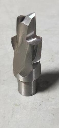 DESCRIPTION: (5) CARBIDE STEP ROUTER BITS BRAND/MODEL: VORTEX RB-8505-5 SIZE: INSPECT RETAIL$: 120.56 EA QTY: 5