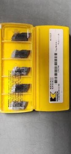 DESCRIPTION: (20) NJP3014L12 CARBIDE GROOVING INSERTS BRAND/MODEL: KENNAMETAL NJP3014L12 RETAIL$: 27.41 PER INSERT QTY: 20
