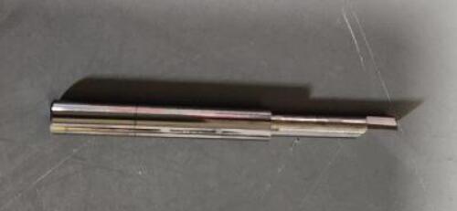 DESCRIPTION: (2) SOLID CARBIDE BORING BAR BRAND/MODEL: ACCUPRO 05252960 SIZE: 0.2" MIN BORE 0.9" MAX DEPTH RETAIL$: 32.82 EA QTY: 2