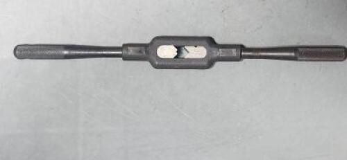 DESCRIPTION: (1) STRAIGHT HANDLE TAP WRENCH BRAND/MODEL: GTD 01299 SIZE: 5/32" TO 1/2" TAP CAP RETAIL$: $122.50 QTY: 1