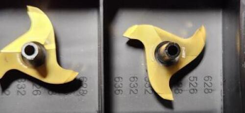 DESCRIPTION: (4) SOLID CARBIDE INSERTS BRAND/MODEL: HORN 328.0300.00 RETAIL$: $38.60 PER INSERT QTY: 4