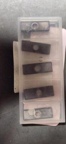 DESCRIPTION: (15) SOLID CARBIDE DEEP DRILLING GUIDE PADS BRAND/MODEL: ISCAR GP07-020-120 RETAIL$: 46.35 PER PAD QTY: 15