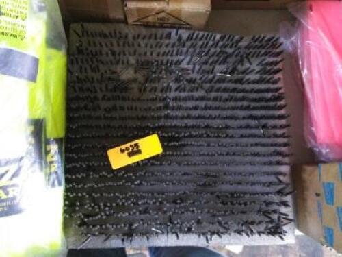 DESCRIPTION: (1) LOT OF APPROX (1300) MICRO DRILL BITSINFORMATION: MUST COME INSPECT, LOCATED AT SHAPIRO METAL SUPPLYRETAIL$: $6.67 PER BITQTY: 1