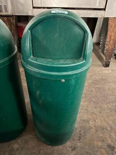 GREEN PLASTIC TRASH CAN W/ DOME LID