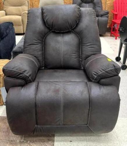 ROCKER RECLINER CHAIR