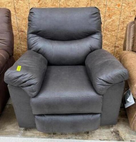 ROCKER RECLINER CHAIR