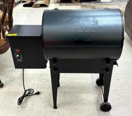 TRAIGATER SMOKER