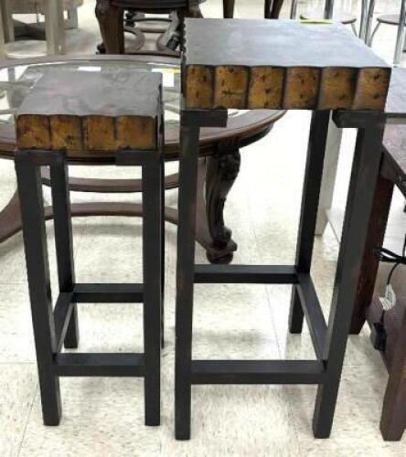 (2) ACCENT TABLES