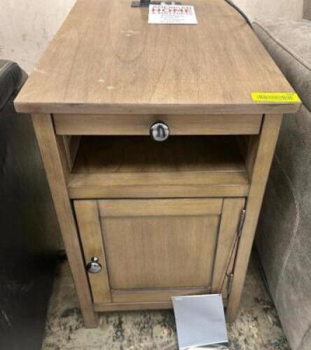 ASHLEY TREYTOEN CHAIR SIDE END TABLE W/ POWER OUTLET