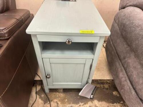 ASHELY TREYTON CHAIR SIDE END TABLE W/ POWER OUTLET
