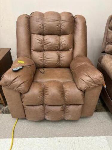 ASHELY ADRINES UPHOLSTERED RECLINER
