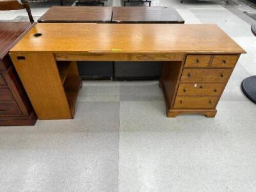 60" HARDWOOD DESK
