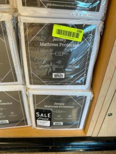 (4) JERSEY MATTRESS PROTECTOR TWIN