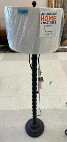 FLOOR LAMP WITH SHADE