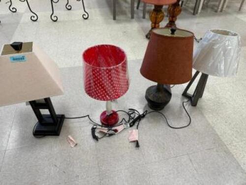 (4) ASSORTED DESK LAMPS
