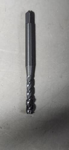 DESCRIPTION: (7) SPIRAL FLUTE TAPS BRAND/MODEL: OSG 2990601 SIZE: M4x0.70 METRIC COARSE RETAIL$: 37.20 PER INSERT QTY: 7