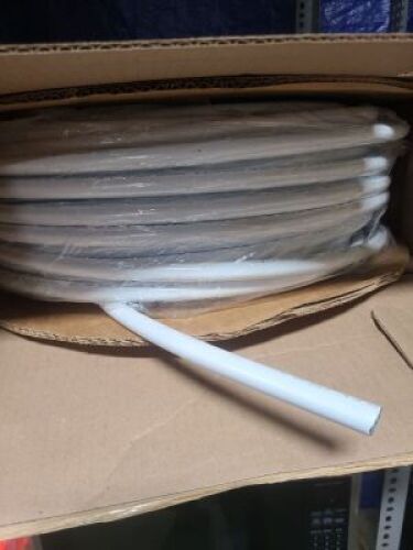 DESCRIPTION: (1) CASE OF CO2 HOSE SIZE: 3/8 RETAIL$: $125.78 EA QTY: 1