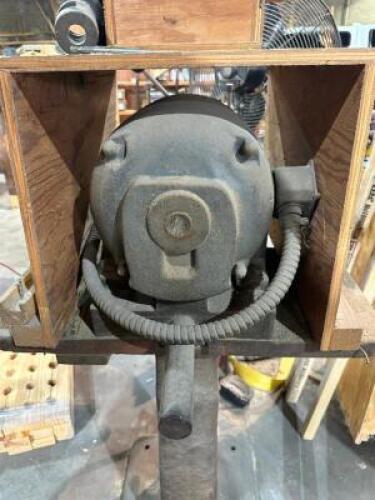 DESCRIPTION: WOOD WORKING TOOL ON PEDESTAL STAND. LOCATION: WAREHOUSE QTY: 1