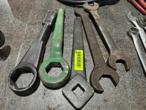 DESCRIPTION: (5) HEAVY DUTY MACHINE WRENCHES LOCATION: WAREHOUSE THIS LOT IS: ONE MONEY QTY: 1