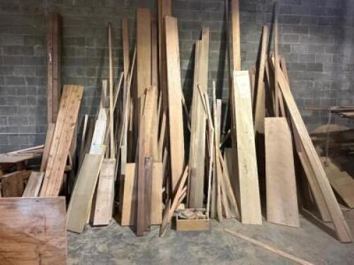 DESCRIPTION: (1) LOT OF ASSORTED LUMBER ADDITIONAL INFORMATION AS PICTURED LOCATION: WAREHOUSE THIS LOT IS: ONE MONEY QTY: 1