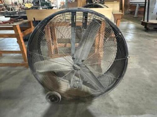DESCRIPTION: LAKEWOOD 48" INDUSTRIAL AIR MOVER BRAND / MODEL: LAKEWOOD ADDITIONAL INFORMATION IN WORKING ORDER LOCATION: WAREHOUSE QTY: 1