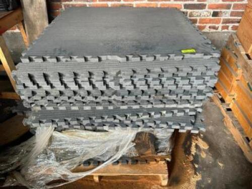 DESCRIPTION: (1) STACK OF 30" X 30" FOAM PADDED FLOORING LOCATION: WAREHOUSE THIS LOT IS: ONE MONEY QTY: 1