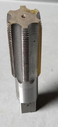 DESCRIPTION: (1) HSS STRAIGHT FLUTE HAND TAP BRAND/MODEL: VC04489555 SIZE: 1-3/8-12 RETAIL$: $245.16 QTY: 1